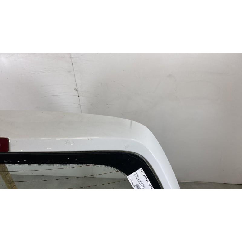 Malle/Hayon arriere RENAULT TWINGO 2 Photo n°6
