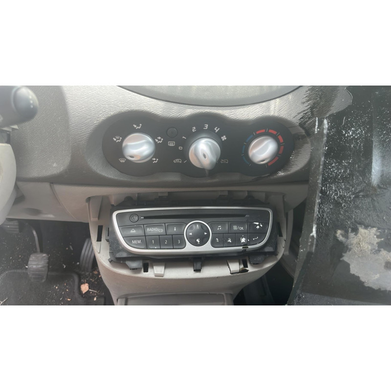 Malle/Hayon arriere RENAULT TWINGO 2 Photo n°16