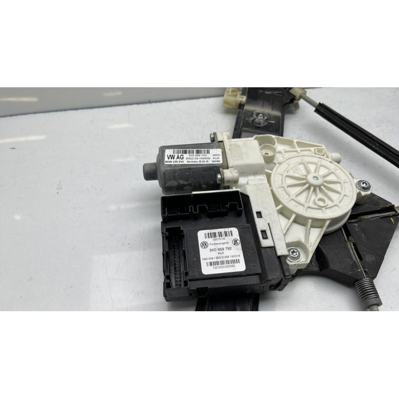 Leve vitre electrique avant droit VOLKSWAGEN CADDY 4 Photo n°6