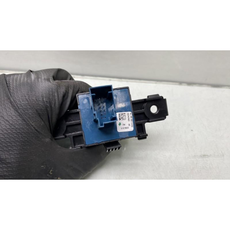Poignee electrique frein a main PEUGEOT 308 2 SW Photo n°3