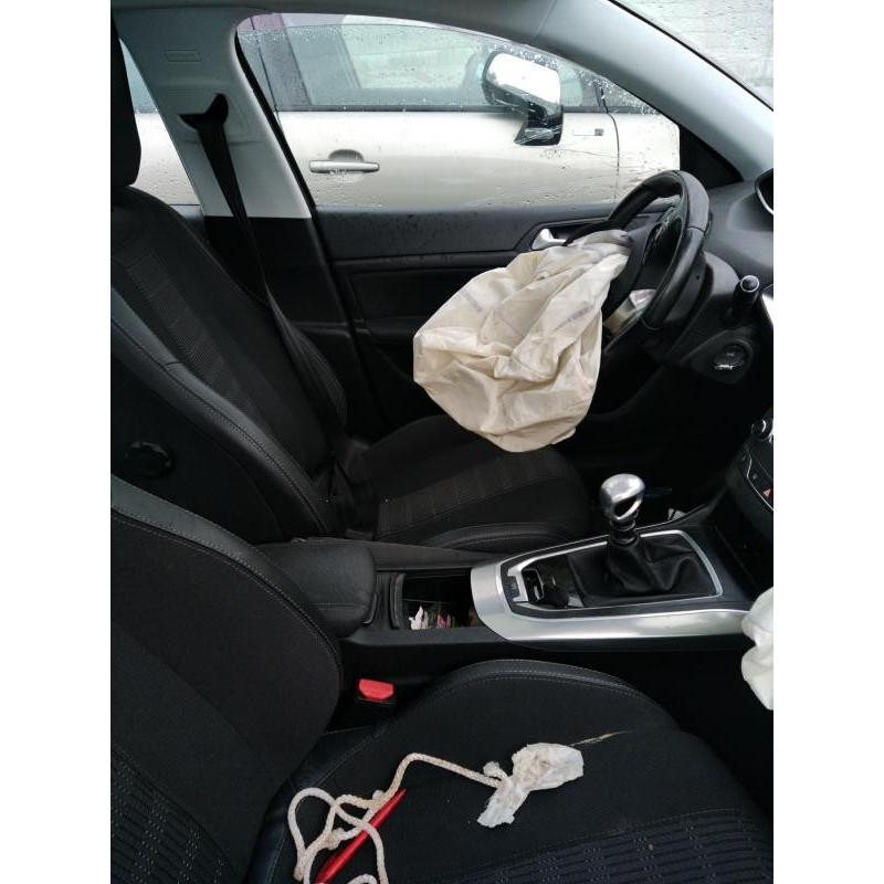 Boitier BSI PEUGEOT 308 2 SW Photo n°15