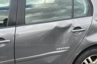 Renfort pare choc avant (traverse) VOLKSWAGEN GOLF 5