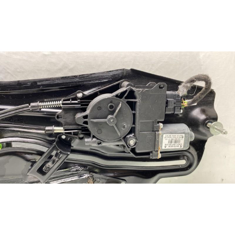Leve vitre electrique arriere gauche PEUGEOT 308 1 Photo n°3