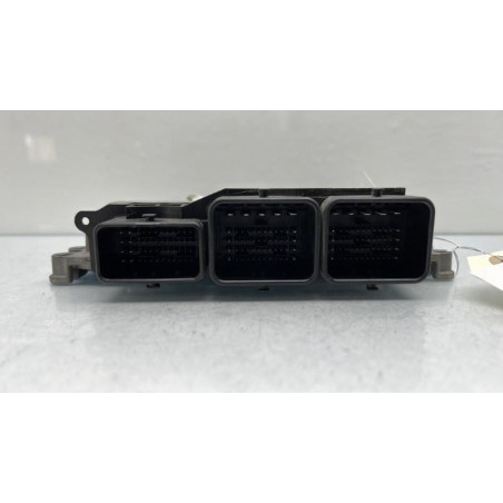 Calculateur moteur PEUGEOT 208 1