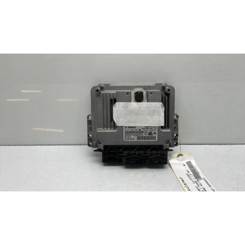 Calculateur moteur PEUGEOT 208 1 Photo n°3