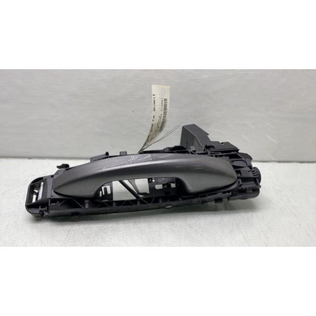 Poignee porte avant droit MERCEDES CLASSE CLA 118 Photo n°1