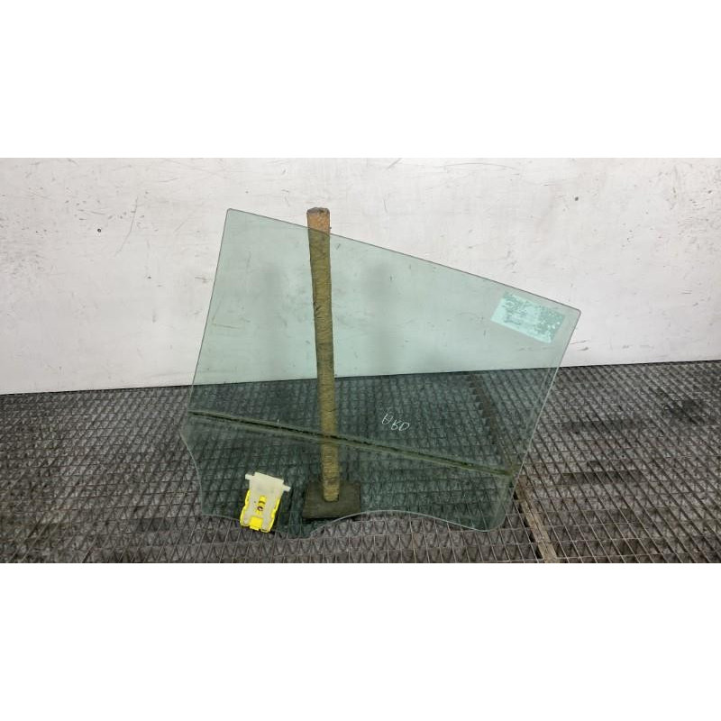 Vitre arriere droit MERCEDES CLASSE CLA 118 Photo n°5