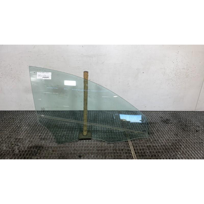 Vitre avant droit MERCEDES CLASSE CLA 118 Photo n°3