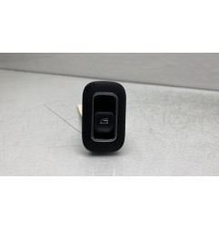 Interrupteur de leve vitre arriere gauche MERCEDES CLASSE CLA 118