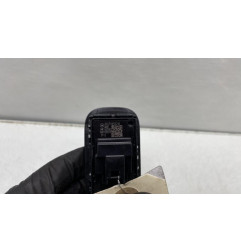 Interrupteur de leve vitre arriere gauche MERCEDES CLASSE CLA 118