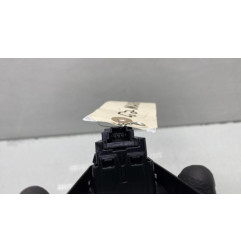Interrupteur de leve vitre avant droit MERCEDES CLASSE CLA 118