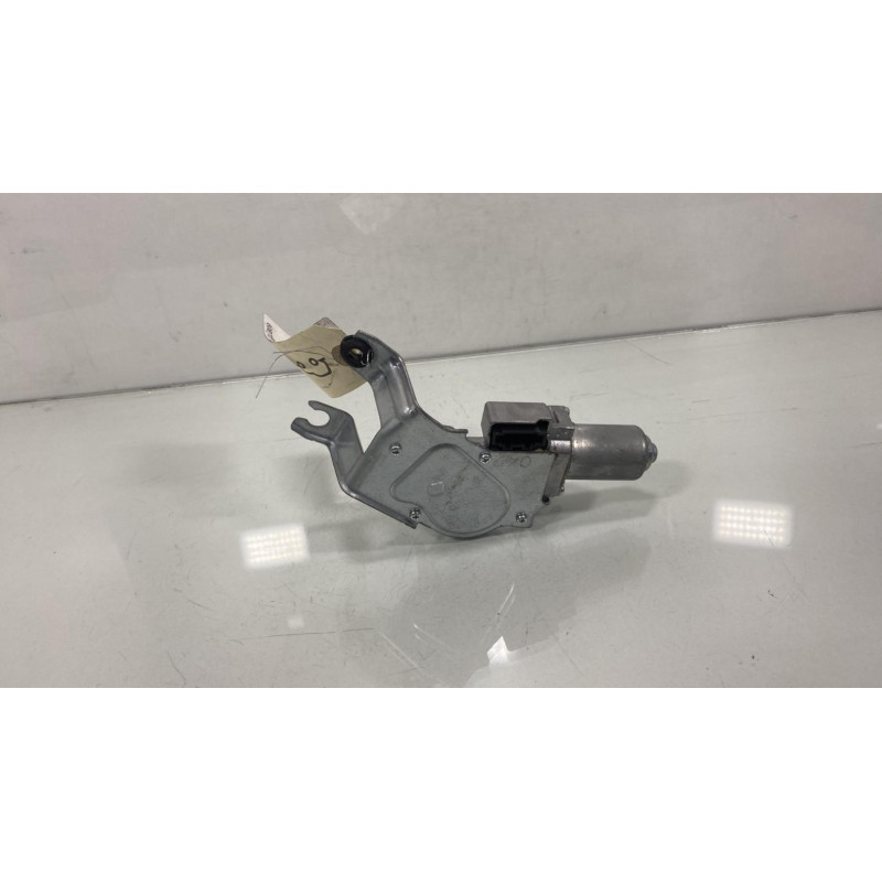 Moteur essuie glace arriere MERCEDES CLASSE CLA 118 Photo n°1