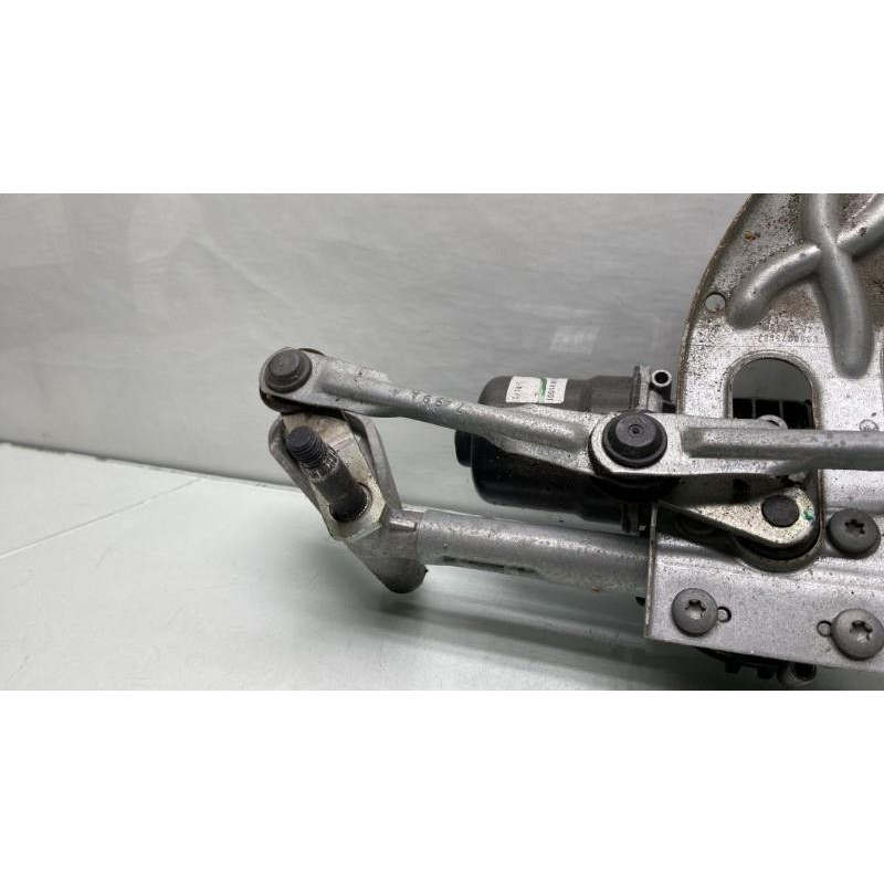 Moteur essuie glace avant MERCEDES CLASSE CLA 118 Photo n°1