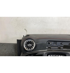 Planche de bord complete MERCEDES CLASSE CLA 118 Photo n°1