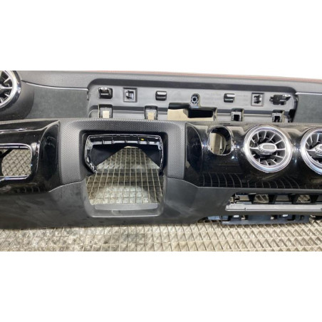 Planche de bord complete MERCEDES CLASSE CLA 118