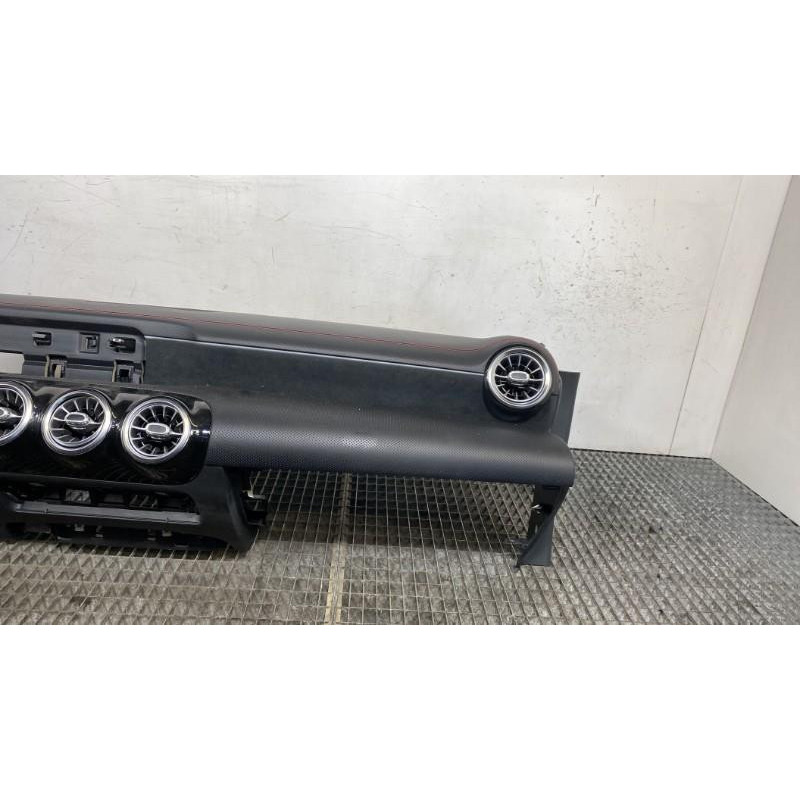 Planche de bord complete MERCEDES CLASSE CLA 118 Photo n°7