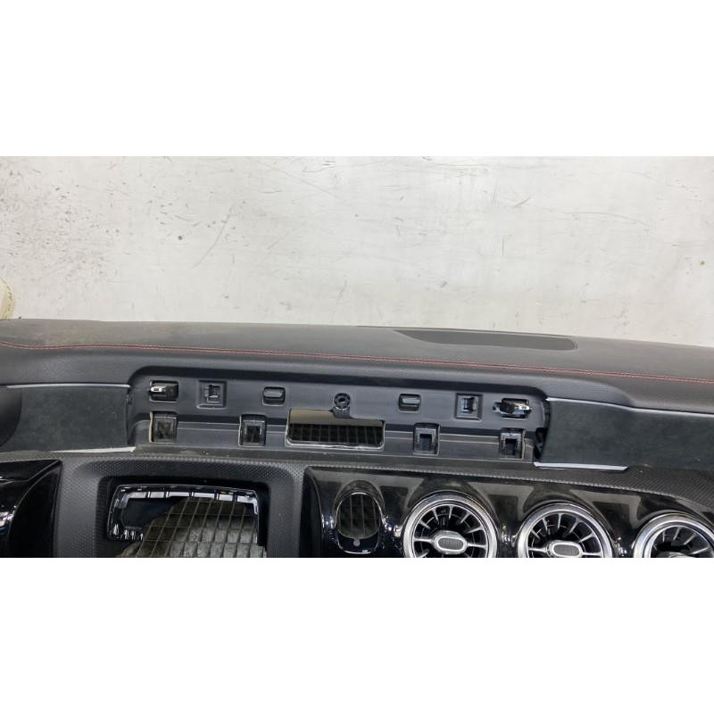 Planche de bord complete MERCEDES CLASSE CLA 118 Photo n°9