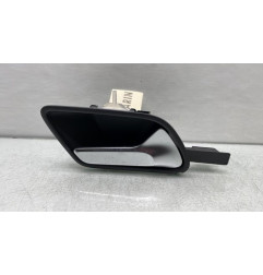 Poignee interieur arriere droit MERCEDES CLASSE CLA 118 Photo n°1