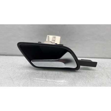 Poignee interieur arriere droit MERCEDES CLASSE CLA 118 Photo n°1