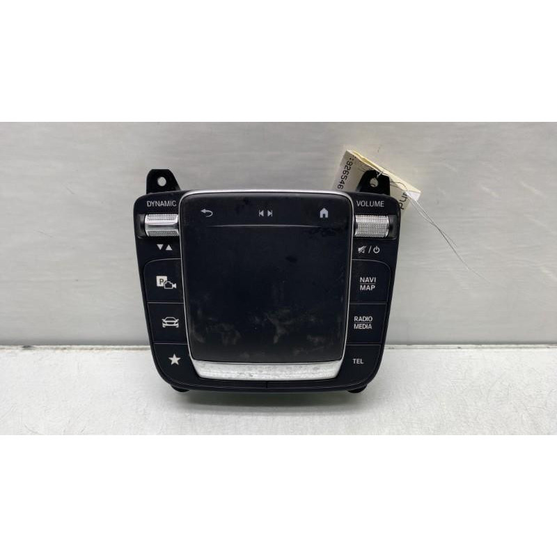 Commande autoradio MERCEDES CLASSE CLA 118 Photo n°1