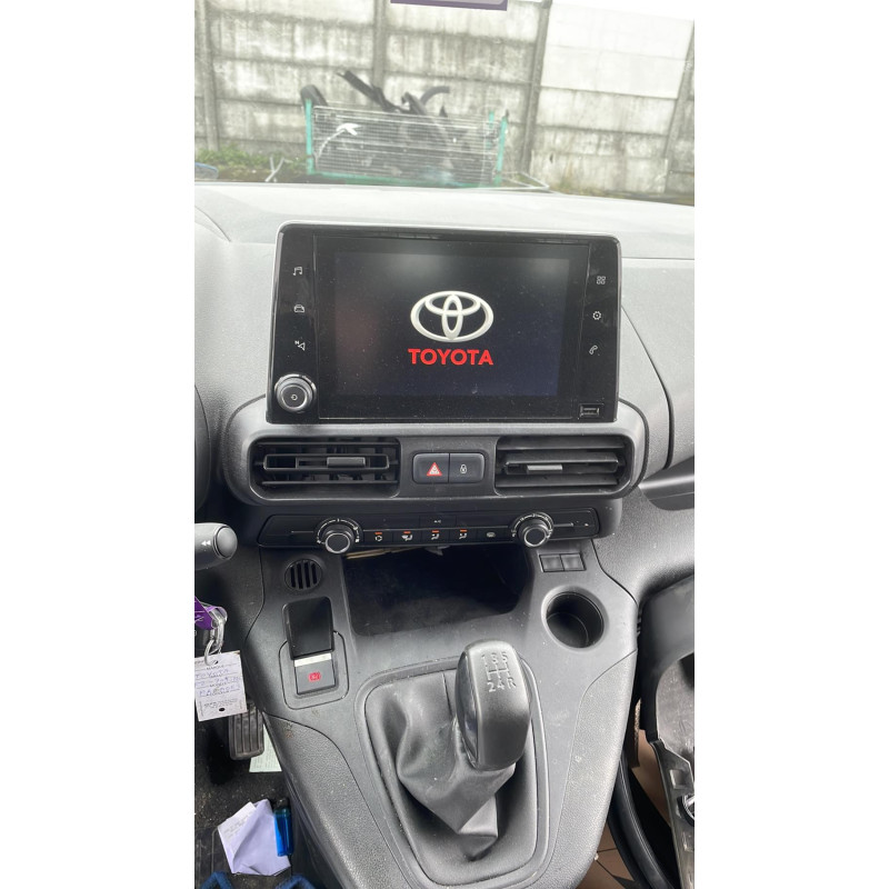 Cremaillere assistee TOYOTA PROACE 3 CITY Photo n°9