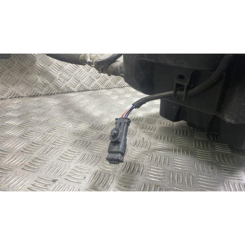 Reservoir AdBlue TOYOTA PROACE 3 CITY Photo n°3