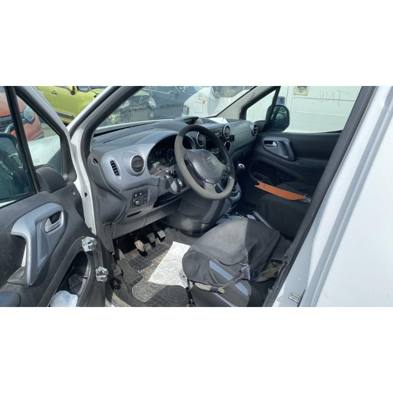 Pretensionneur de ceinture avant droit CITROEN BERLINGO 2 Photo n°12