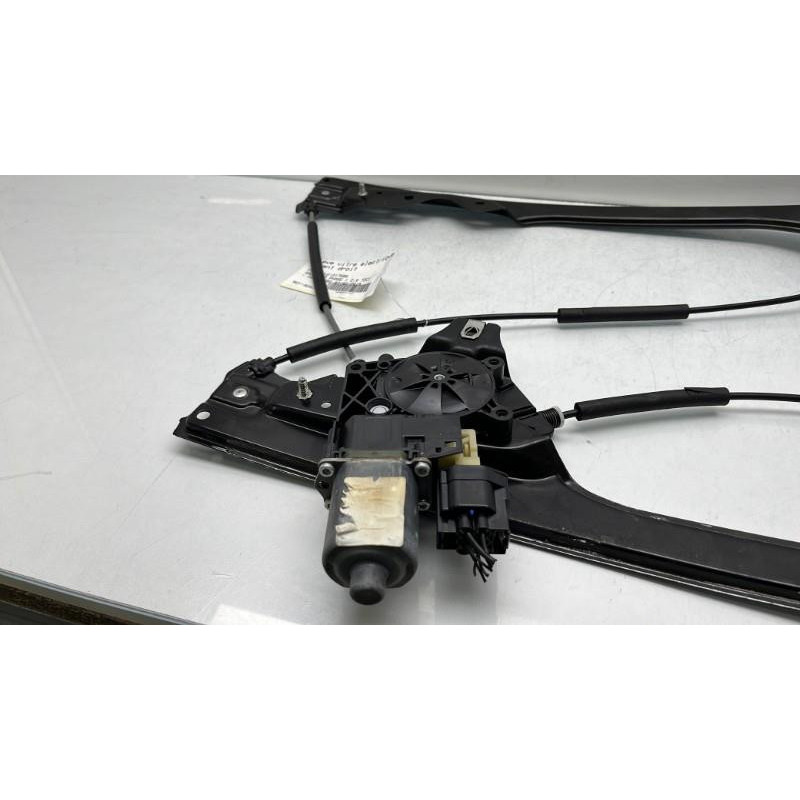 Leve vitre electrique avant droit FORD GALAXY 3 Photo n°8