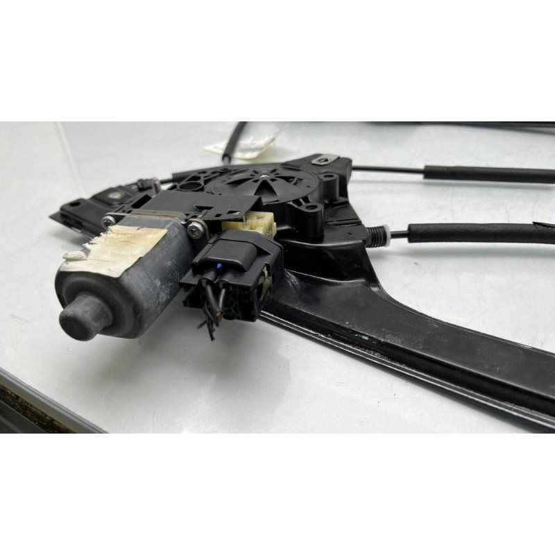 Leve vitre electrique avant droit FORD GALAXY 3 Photo n°10