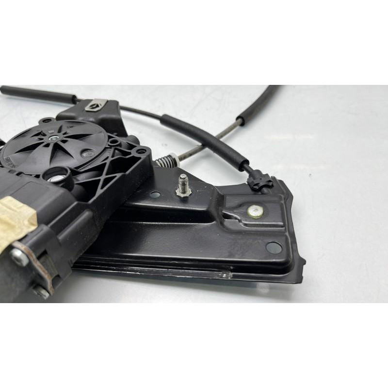 Leve vitre electrique avant gauche FORD GALAXY 3 Photo n°6