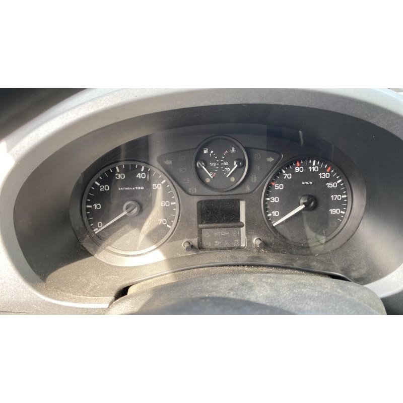 Porte avant droit CITROEN BERLINGO 2 Photo n°17