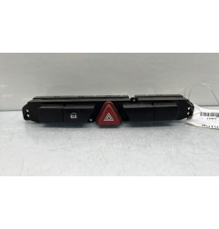 Bouton de warning KIA CEE-D 1