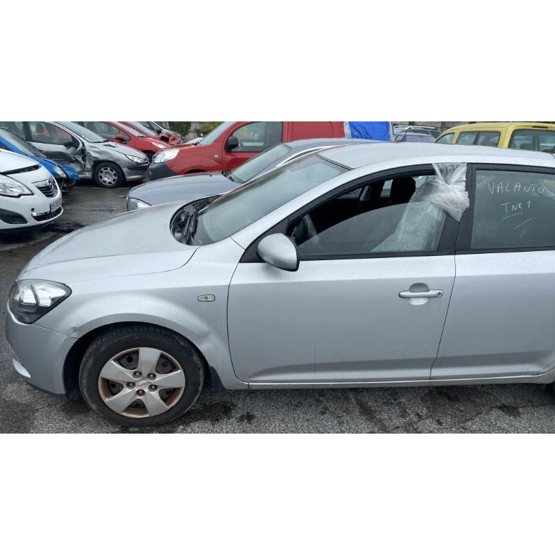 Bouton de warning KIA CEE-D 1 Photo n°16