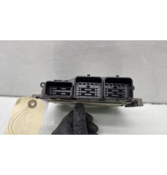 Calculateur moteur PEUGEOT 308 2