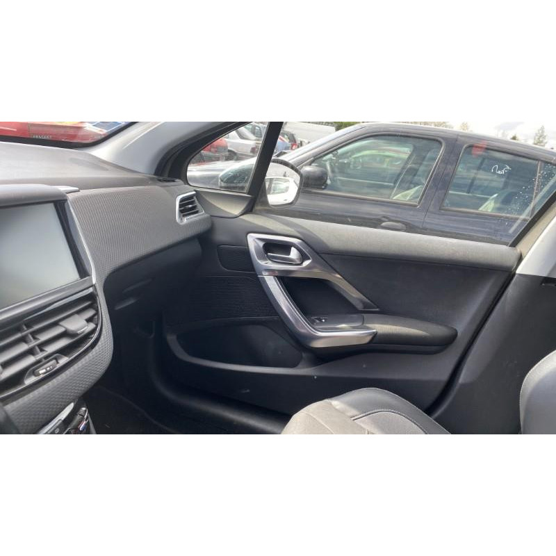 Autoradio d'origine PEUGEOT 2008 1 Photo n°11