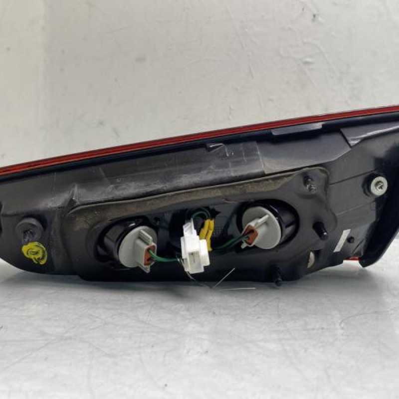Feu arriere secondaire gauche (feux) HYUNDAI I 20 2 Photo n°2