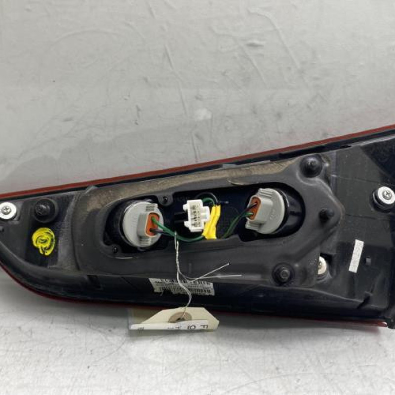 Feu arriere secondaire gauche (feux) HYUNDAI I 20 2 Photo n°3
