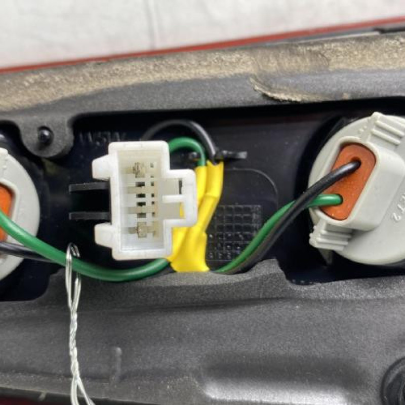 Feu arriere secondaire gauche (feux) HYUNDAI I 20 2 Photo n°4