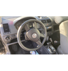 Serrure avant gauche VOLKSWAGEN POLO 4