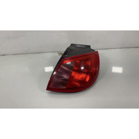 Feu arriere principal droit (feux) MITSUBISHI COLT 6 Photo n°1