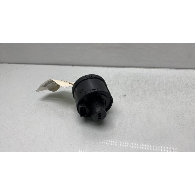 Commande de phare VOLKSWAGEN POLO 5 Photo n°3