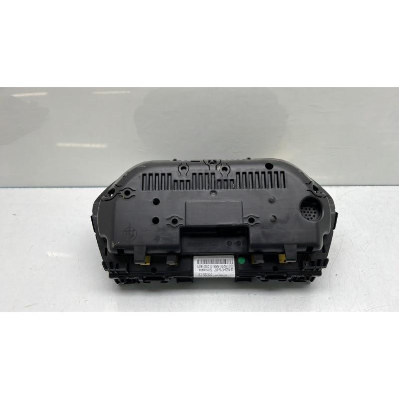 Compteur BMW SERIE 1 F20 Photo n°1