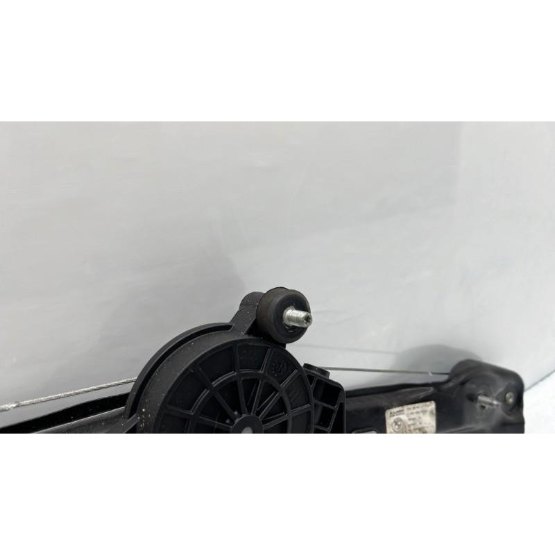 Leve vitre electrique arriere gauche BMW SERIE 1 F20 Photo n°3