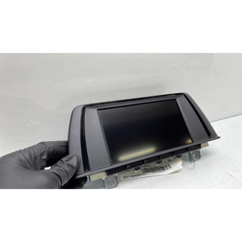 Ecran GPS BMW SERIE 1 F20 Photo n°4