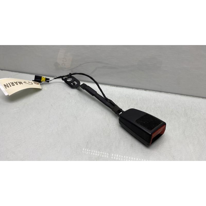 Attache ceinture avant gauche TOYOTA PROACE 3 CITY Photo n°1