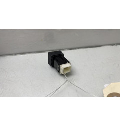 Bouton de warning TOYOTA PROACE 3 CITY