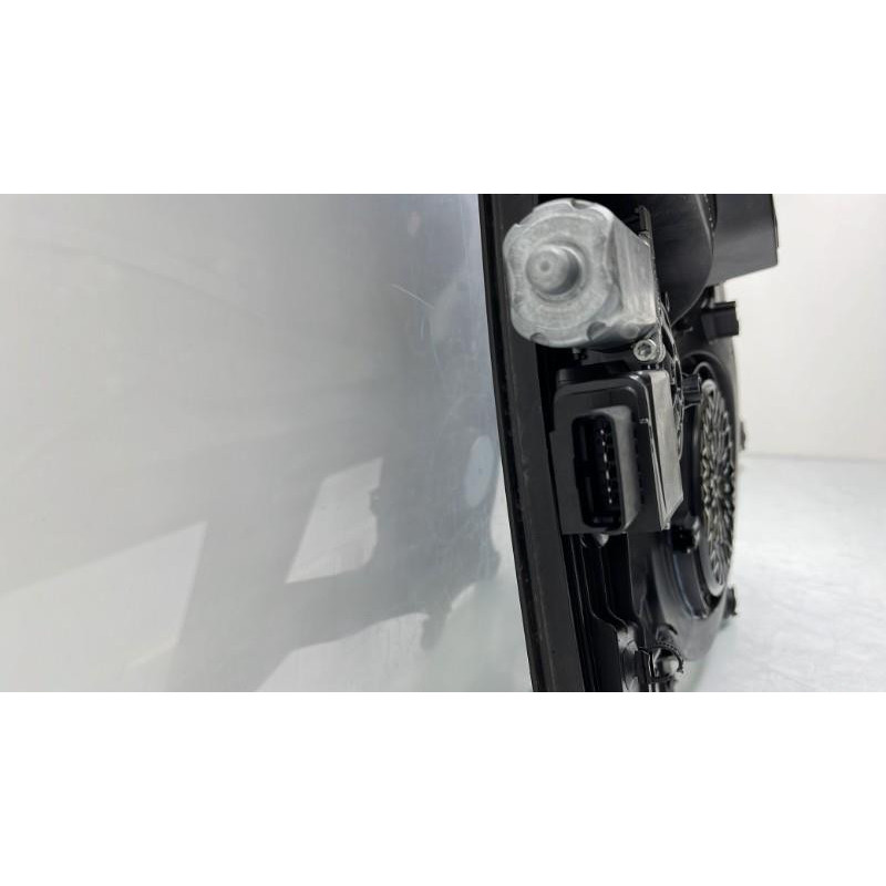 Leve vitre electrique avant gauche TOYOTA PROACE 3 CITY Photo n°1