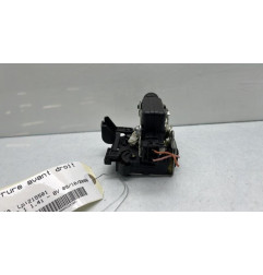 Serrure avant droit DACIA SANDERO 1