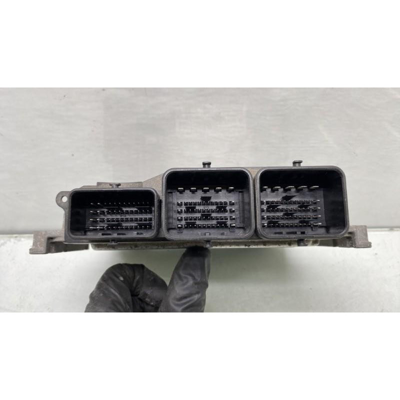 Calculateur moteur PEUGEOT 206+ Photo n°3