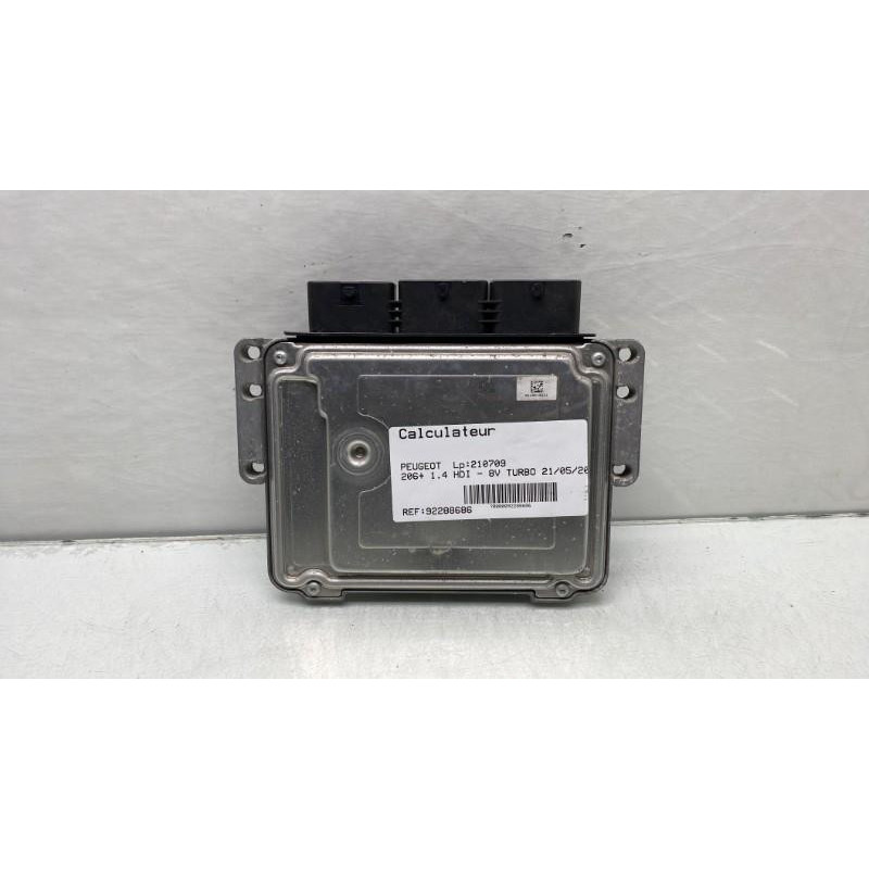 Calculateur moteur PEUGEOT 206+ Photo n°4